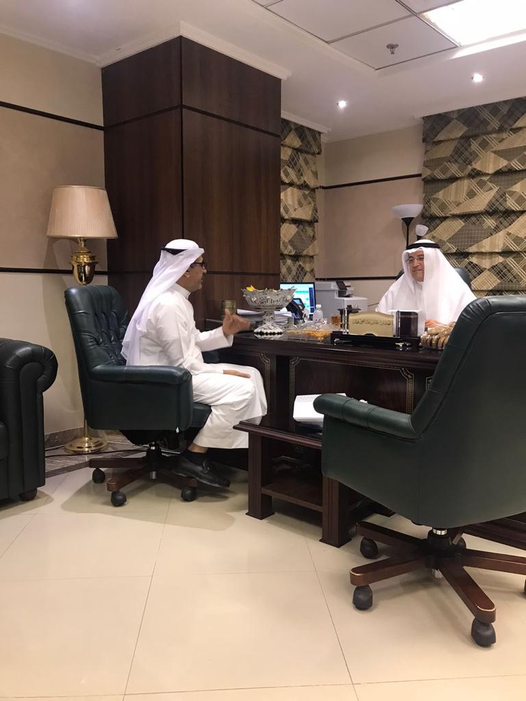 الاجتماعات الرسمية والعمومية لمؤسسة قناص الخليج للحراسات الأمنية مع العملاء الكرام